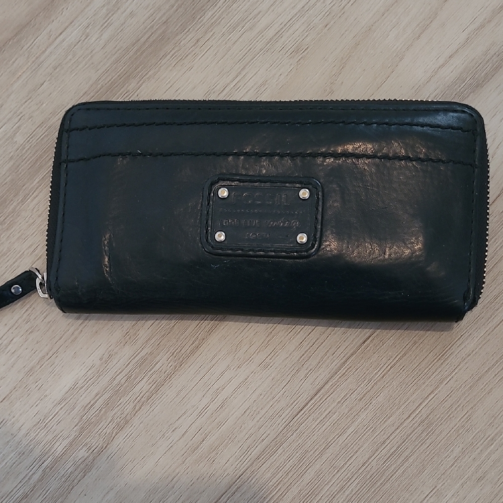 Fossil Wallet